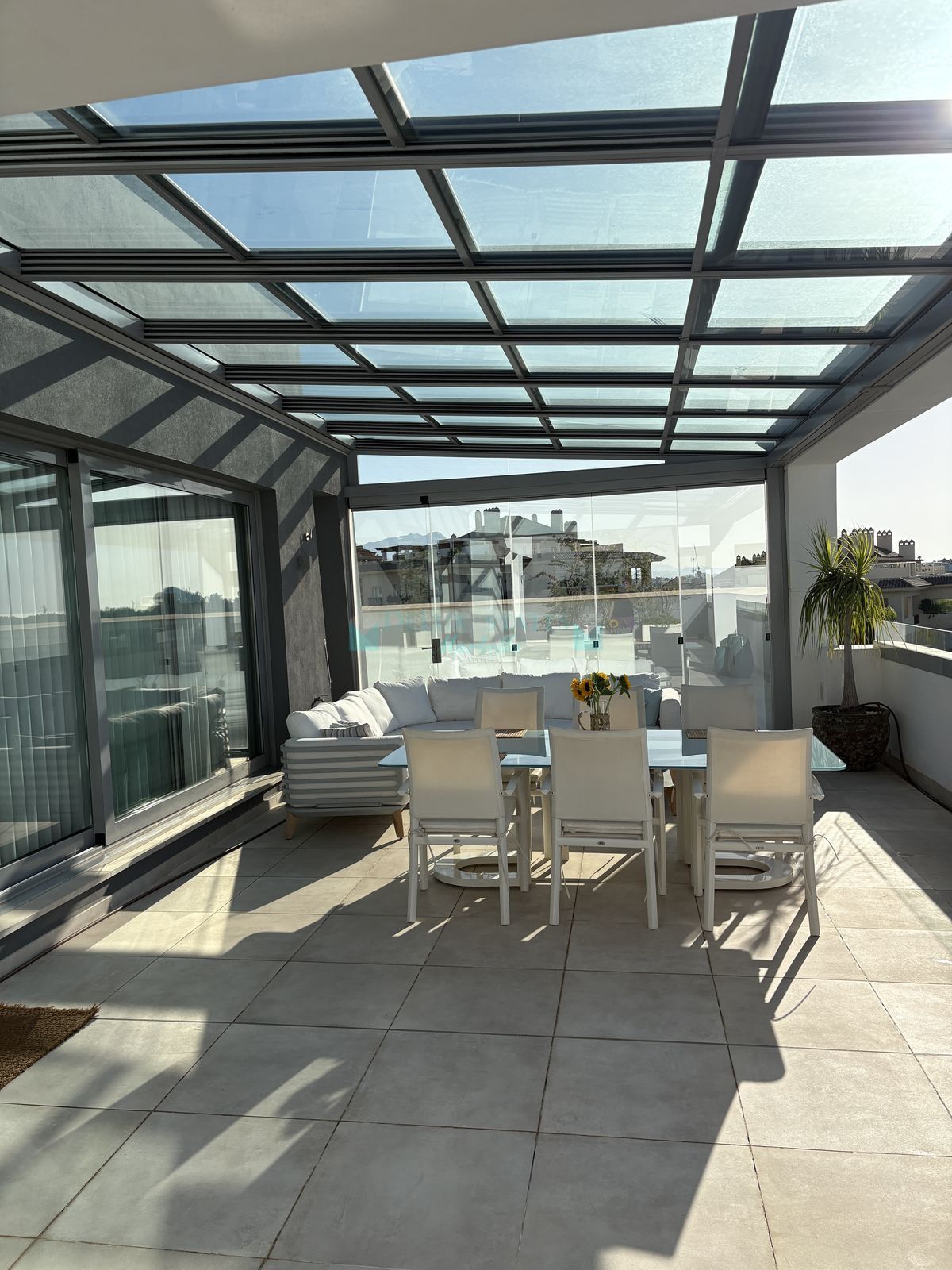 Penthouse for rent in Selwo, Estepona