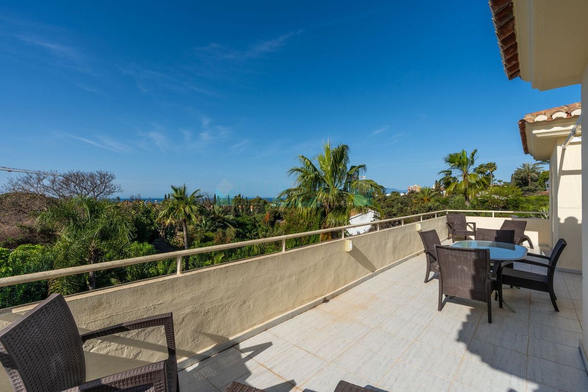 Villa en venta en Marbesa, Marbella Este
