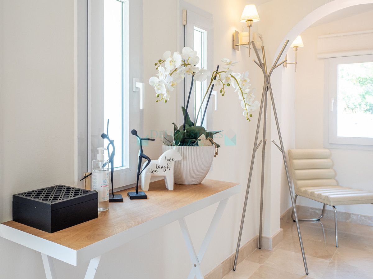 Penthouse for rent in Benahavis