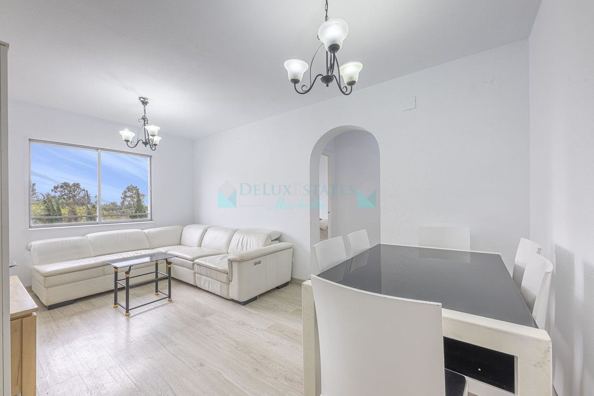 Penthouse for sale in Estepona