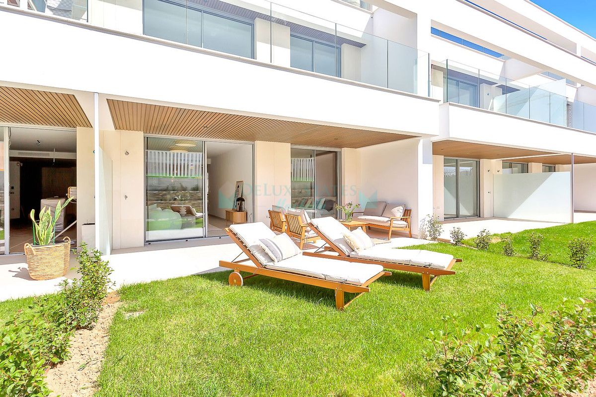 Ground Floor Apartment for sale in Elviria, Marbella East