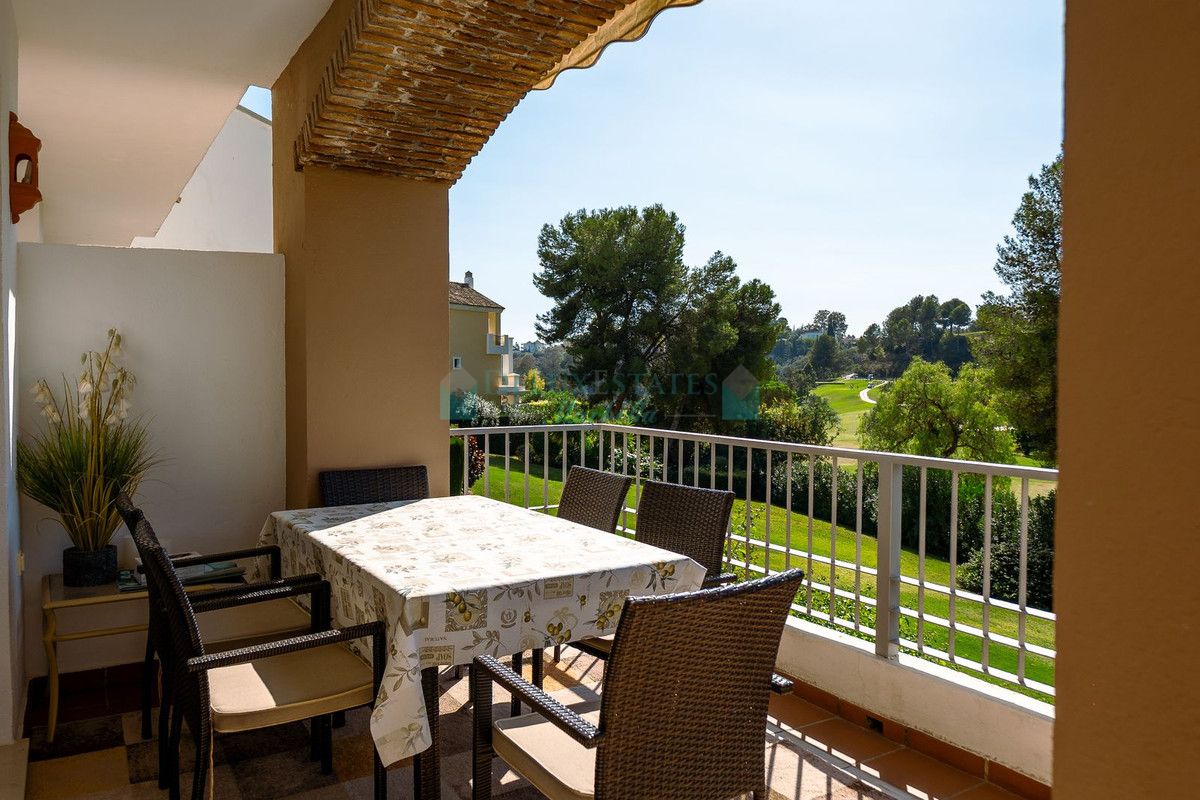 Apartment for sale in Los Arqueros, Benahavis