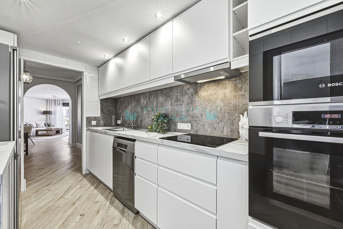Apartamento en venta en Nueva Andalucia