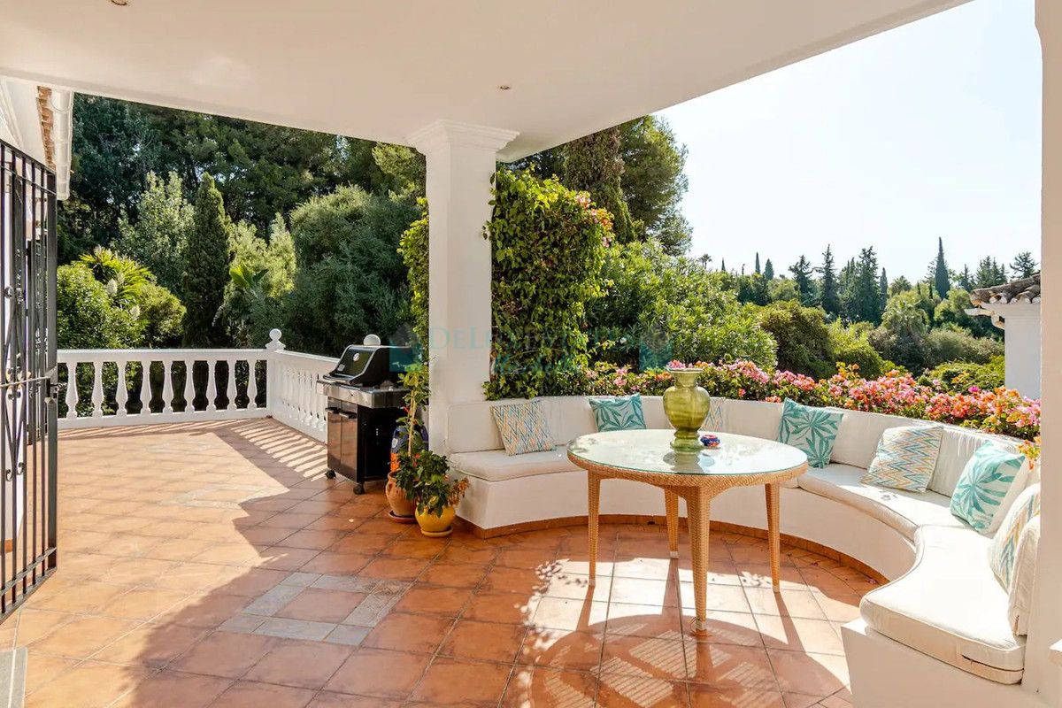 Villa for sale in Nagüeles, Marbella Golden Mile