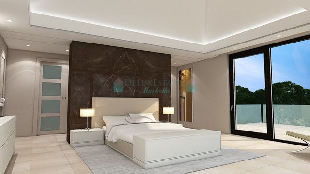 Villa for sale in Estepona