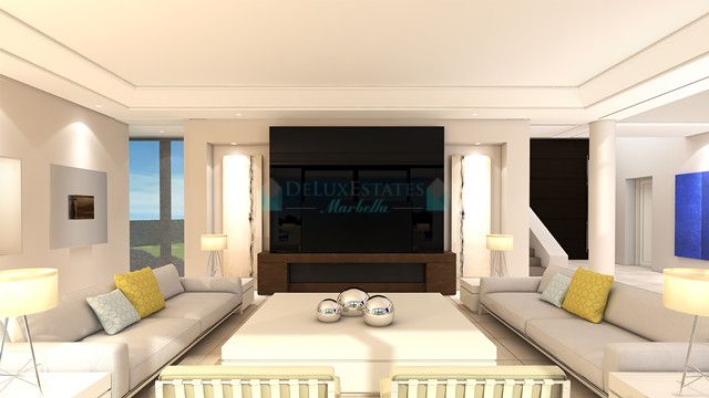 Villa for sale in Estepona