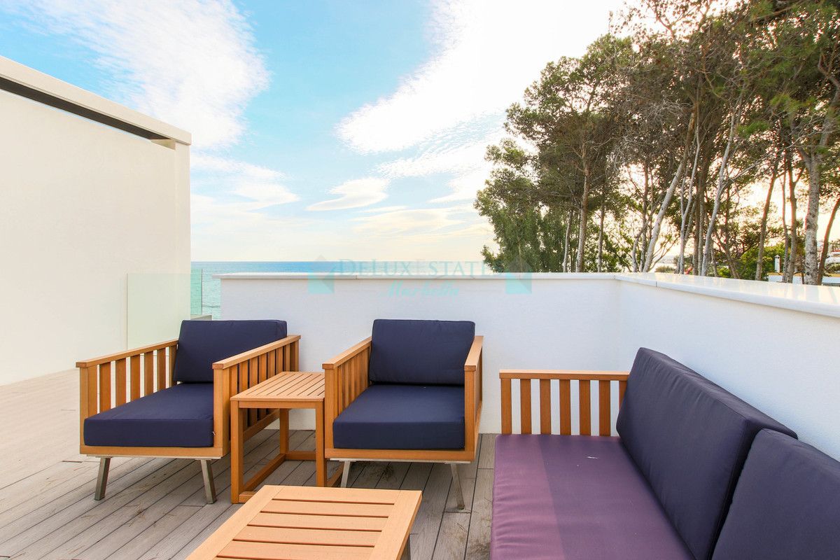 Town House for sale in Estepona