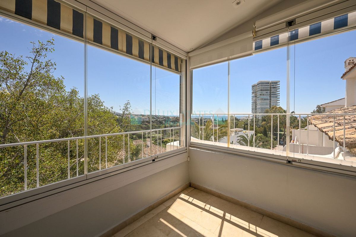 Apartamento en venta en Rio Real, Marbella Este