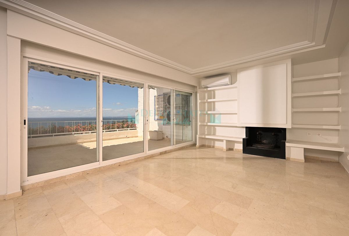 Apartamento en venta en Rio Real, Marbella Este