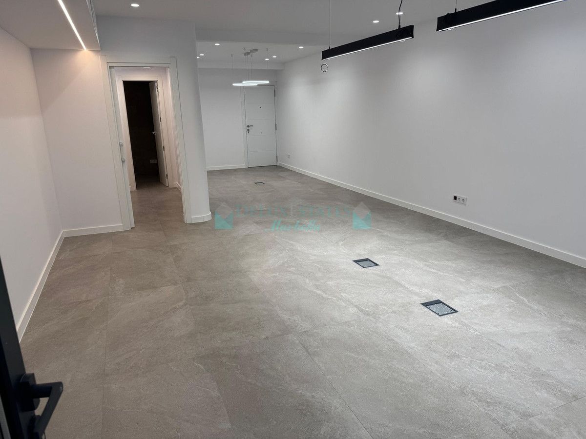 Office for sale in Marbella