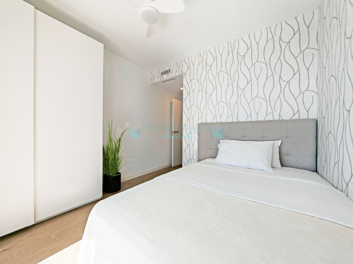 Apartamento en venta en Estepona