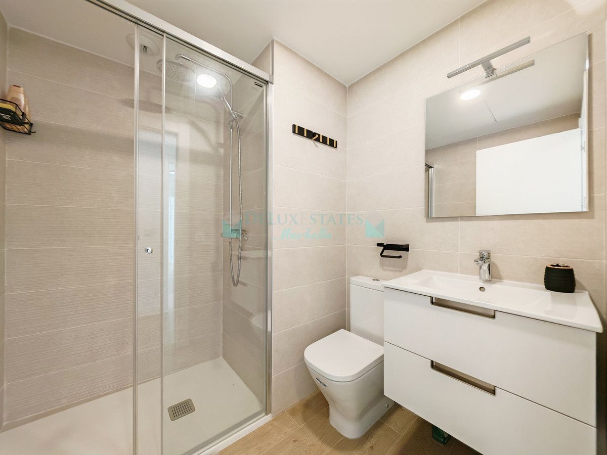 Apartamento en venta en Estepona