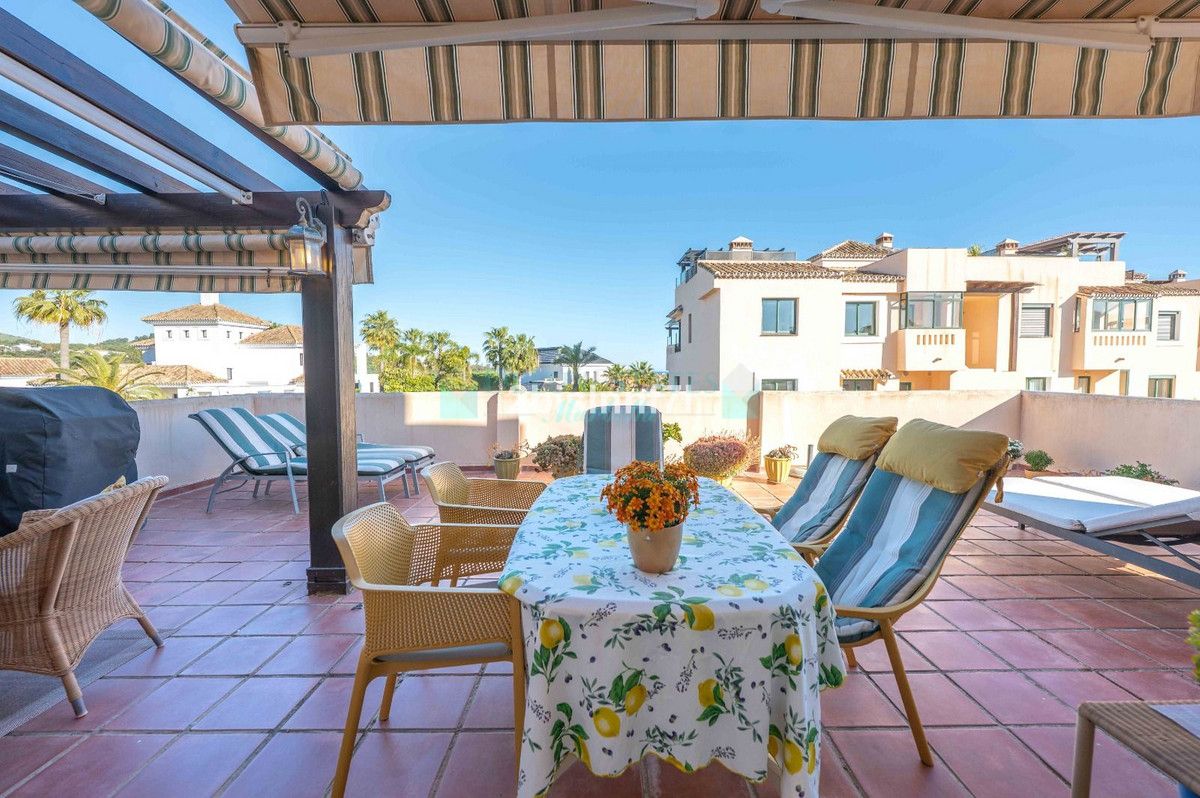 Apartment for sale in Elviria, Marbella East