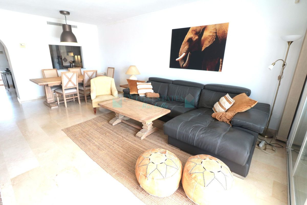 Ático en venta en New Golden Mile, Estepona