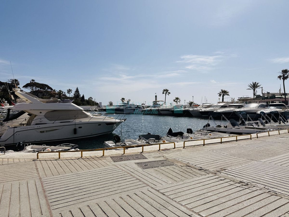 Restaurant for sale in Cabopino, Marbella East