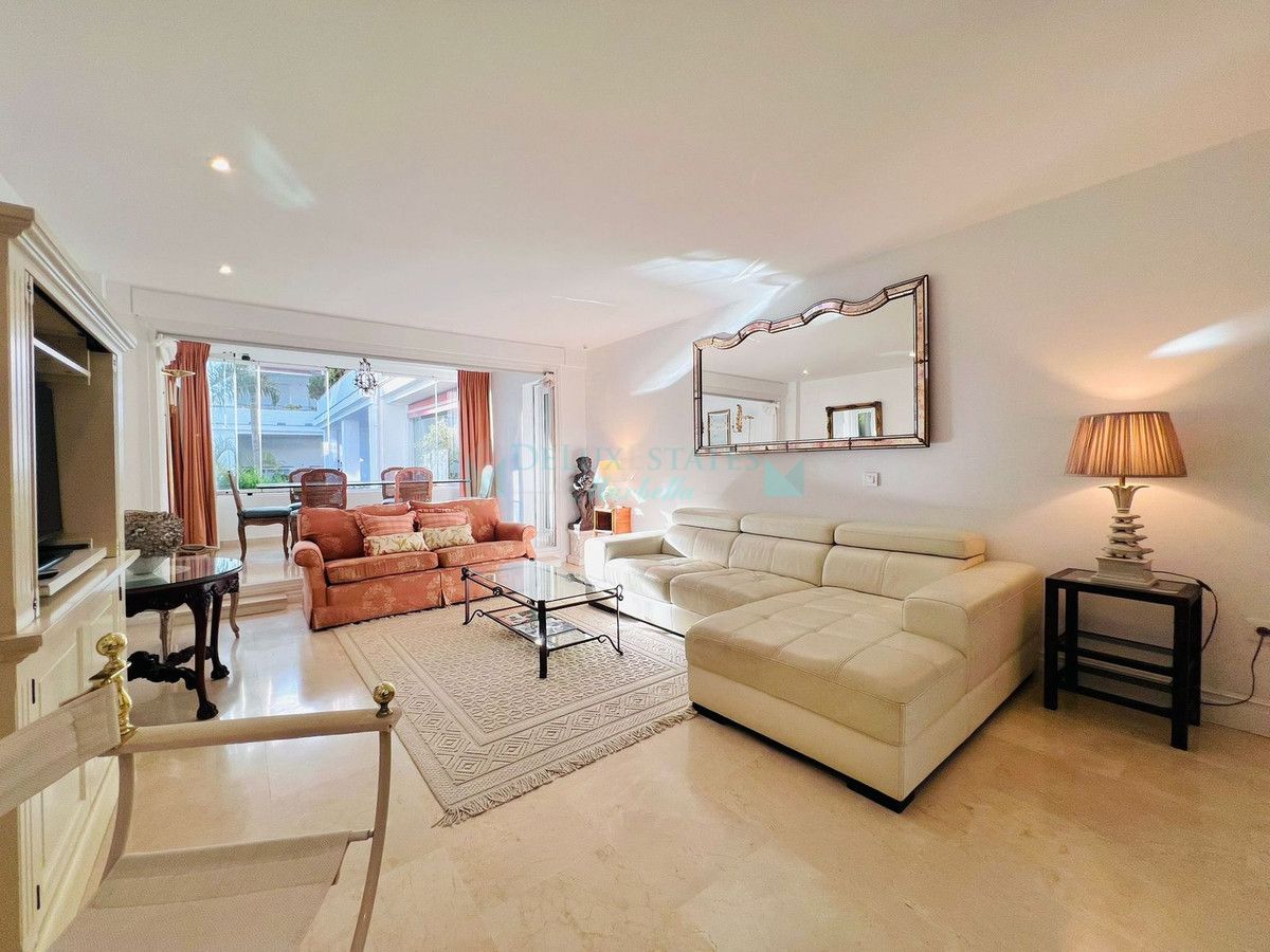 Apartment for sale in Marbella Golden Mile