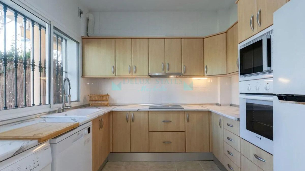 Semi Detached Villa for sale in Marbella