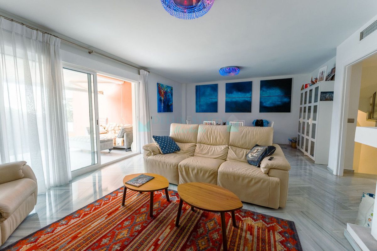 Town House for sale in New Golden Mile, Estepona