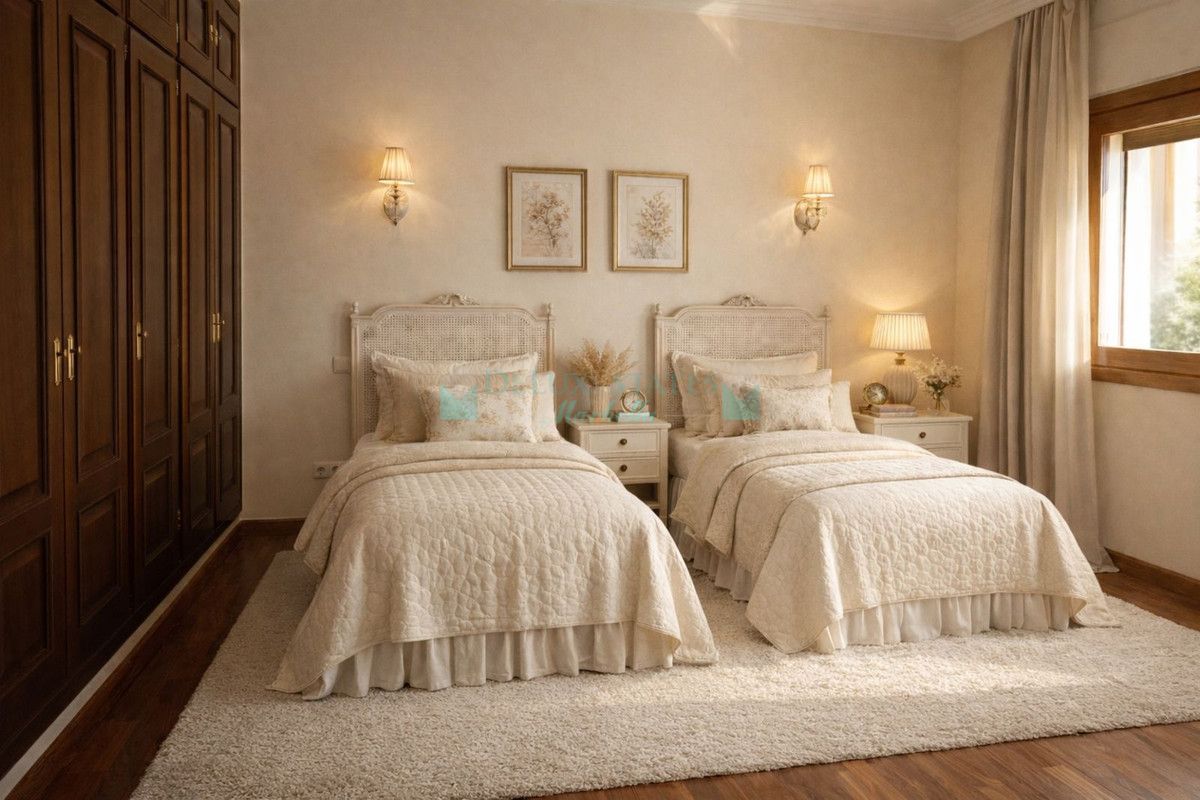 Villa for rent in El Rosario, Marbella East