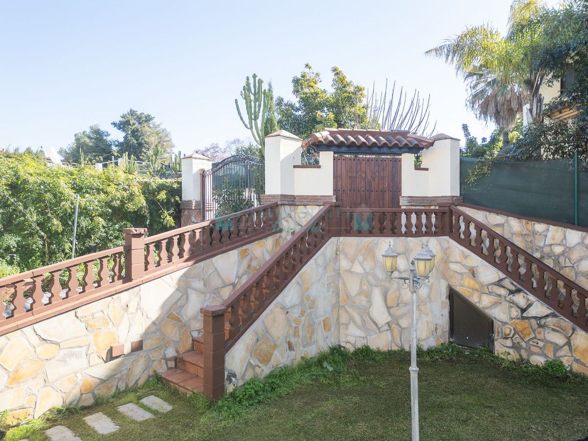 Villa for sale in San Pedro de Alcantara