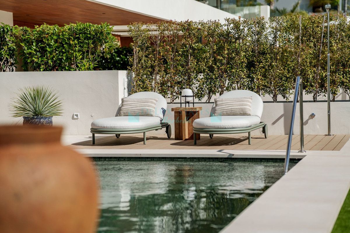 Ground Floor Apartment for sale in Marbella Golden Mile