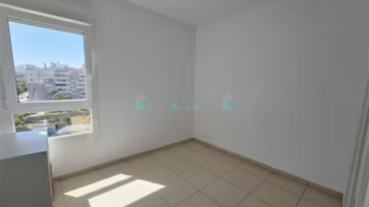Apartment for rent in La Campana, Nueva Andalucia
