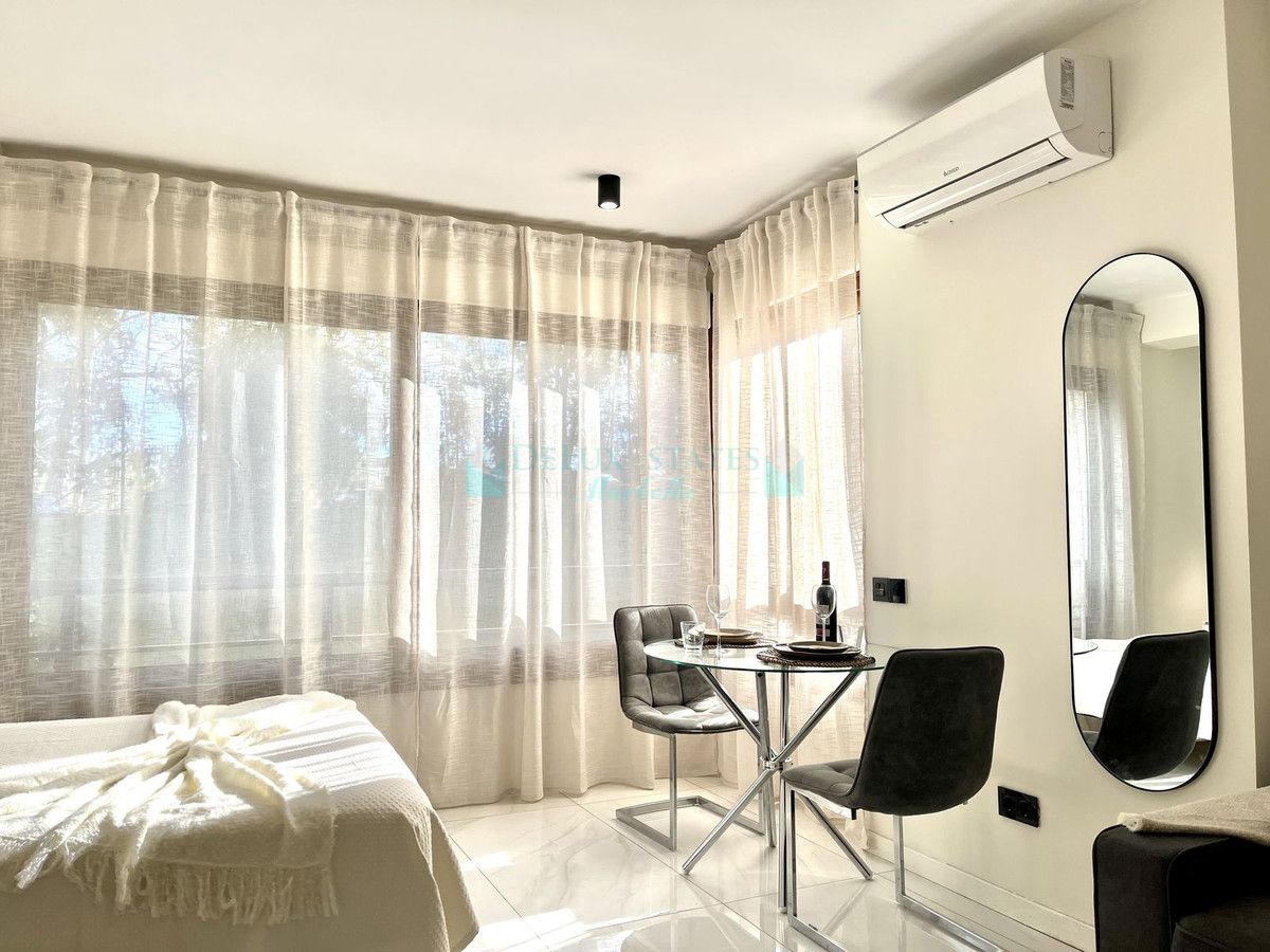 Apartamento en venta en Nueva Andalucia