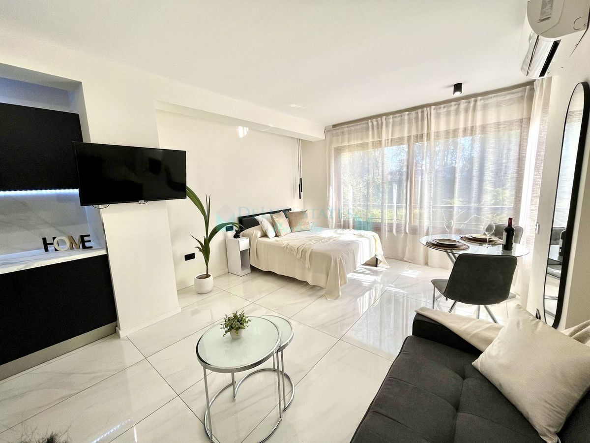 Apartamento en venta en Nueva Andalucia