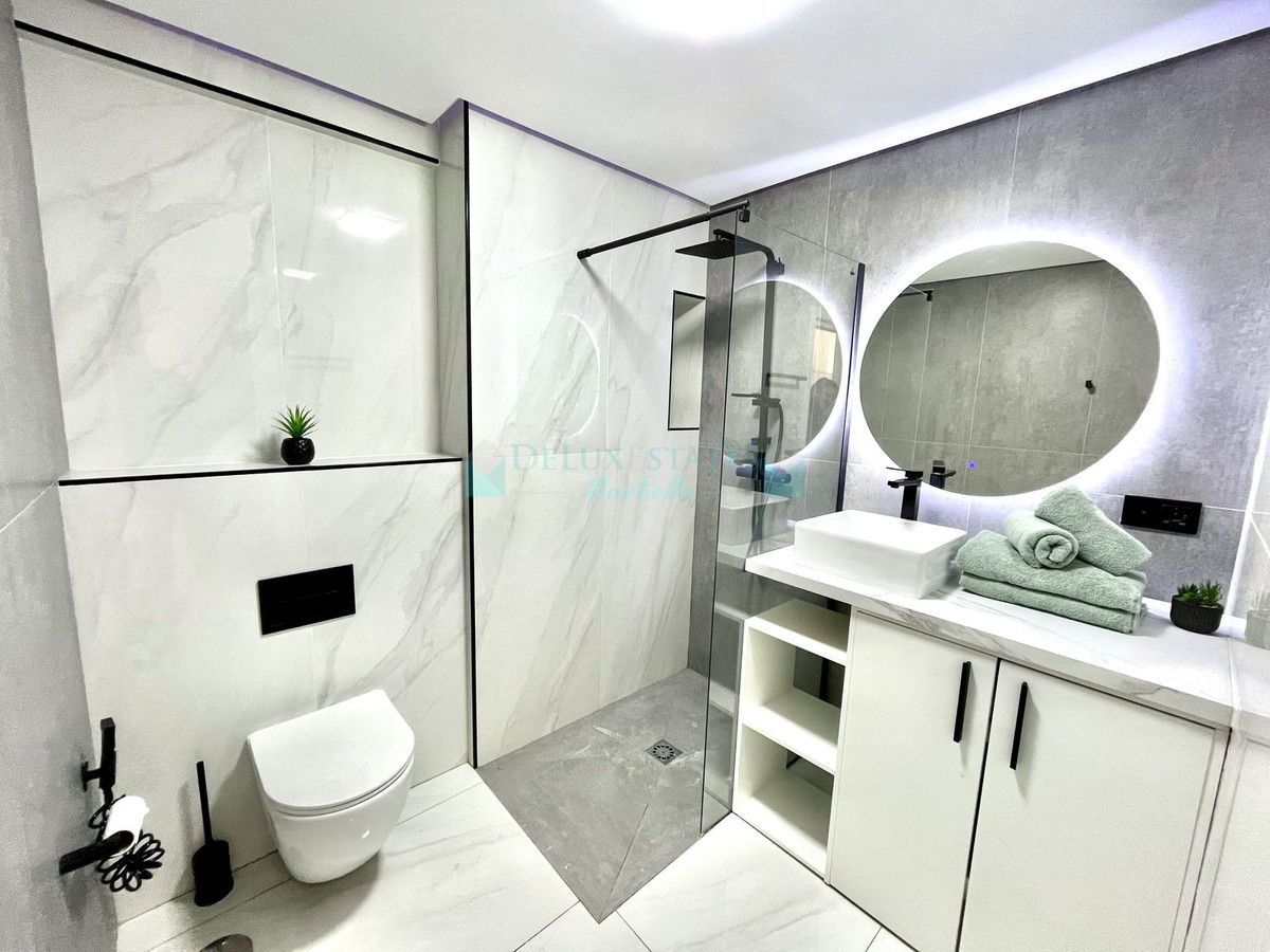 Apartamento en venta en Nueva Andalucia