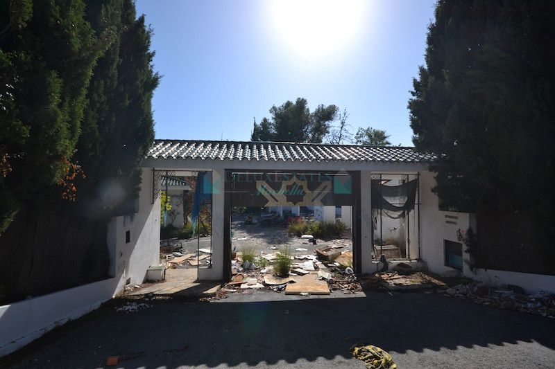 Plot for sale in Sierra Blanca, Marbella Golden Mile