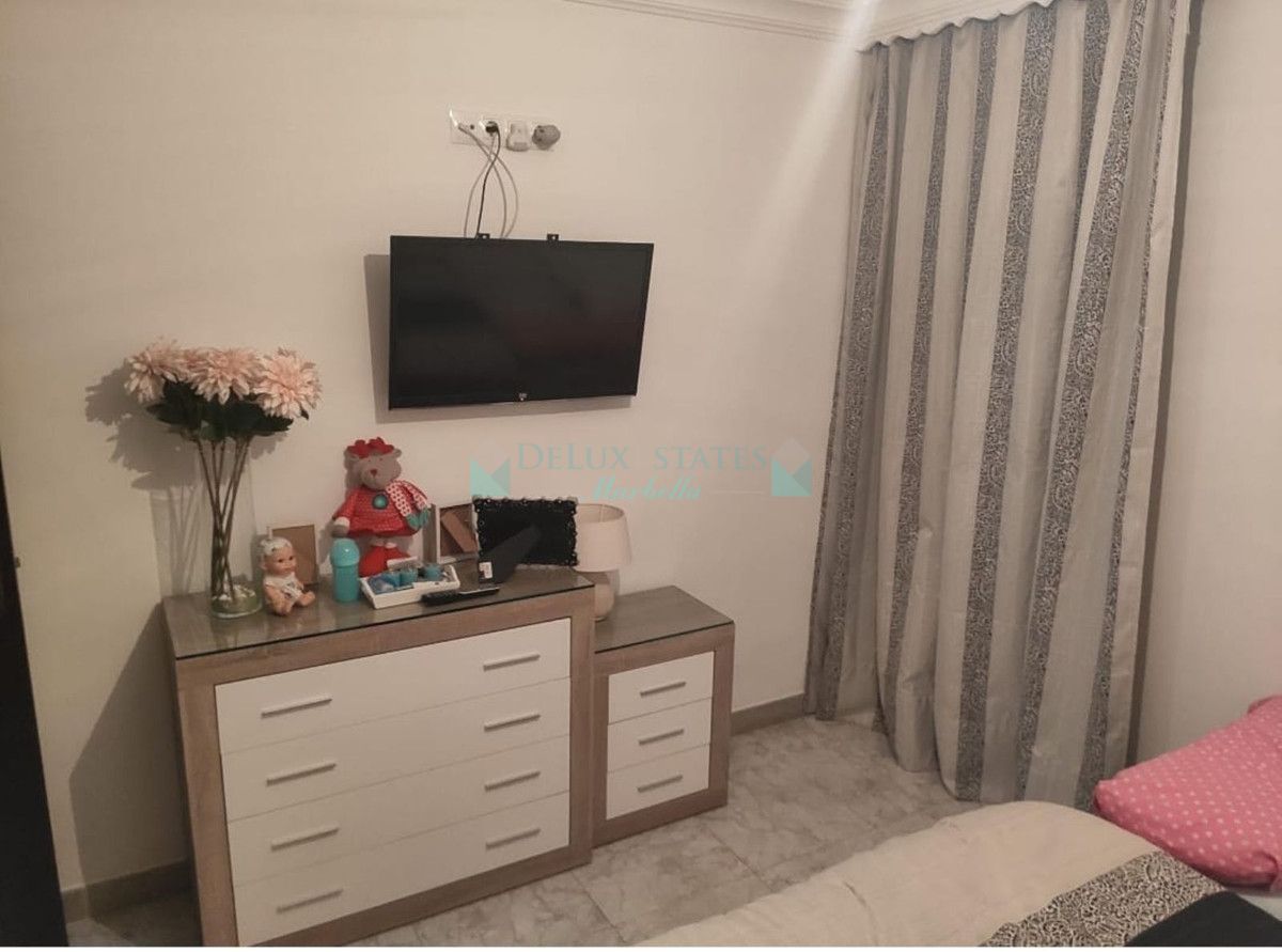 Ground Floor Apartment for sale in La Campana, Nueva Andalucia