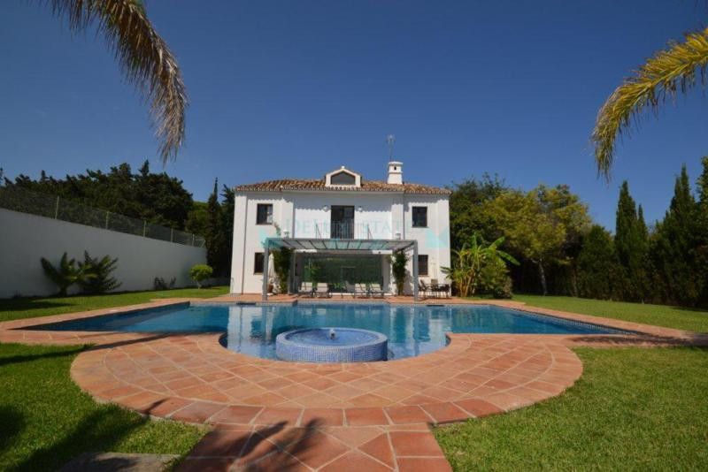 Villa for rent in Guadalmina Baja, San Pedro de Alcantara