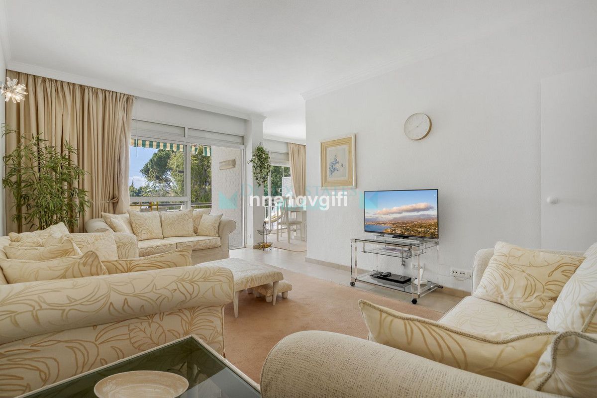 Apartment for sale in Nagüeles, Marbella Golden Mile