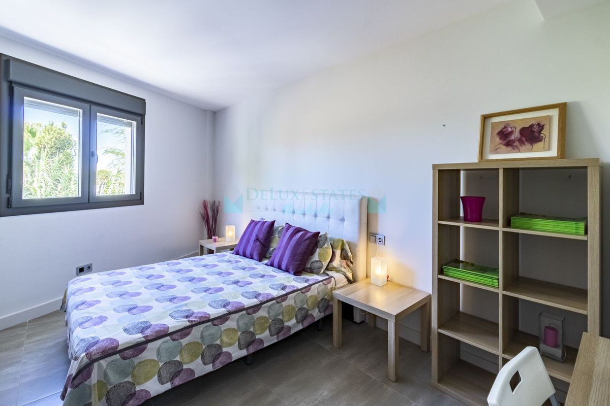 Semi Detached Villa for sale in San Pedro de Alcantara