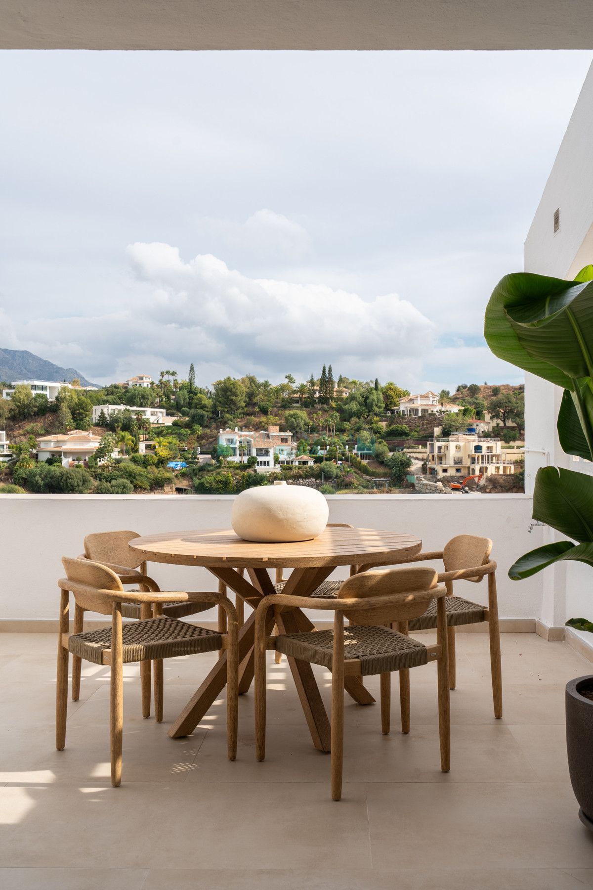 Apartment for sale in La Quinta, Benahavis