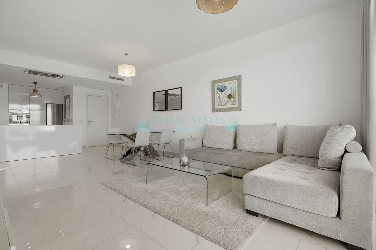 Apartamento en venta en New Golden Mile, Estepona