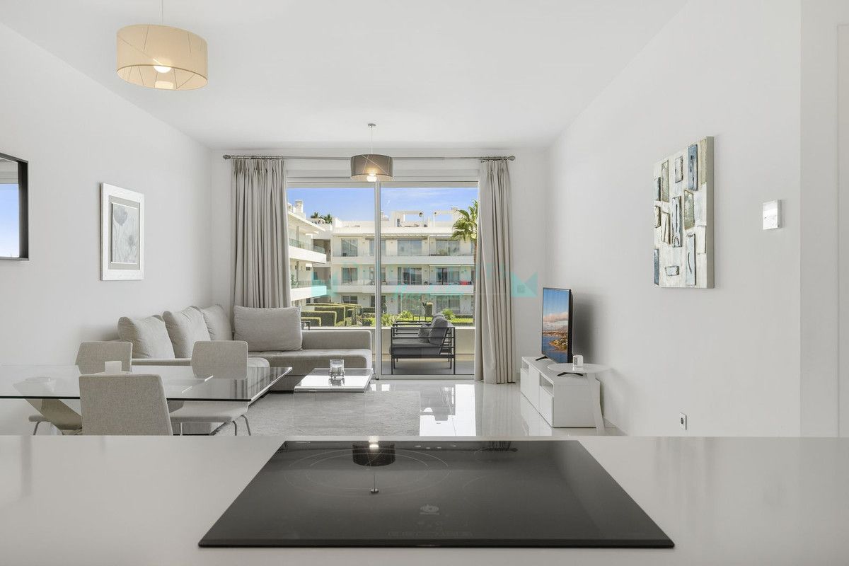 Apartamento en venta en New Golden Mile, Estepona