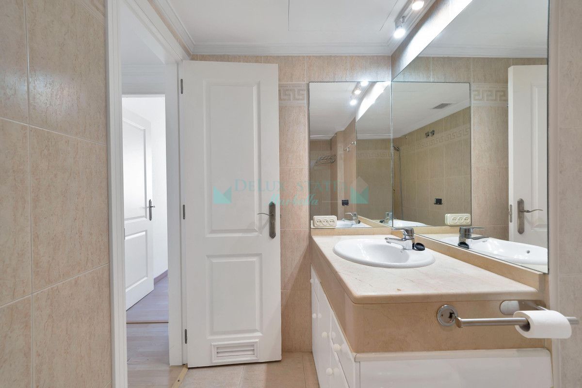 Apartment for sale in Marbella