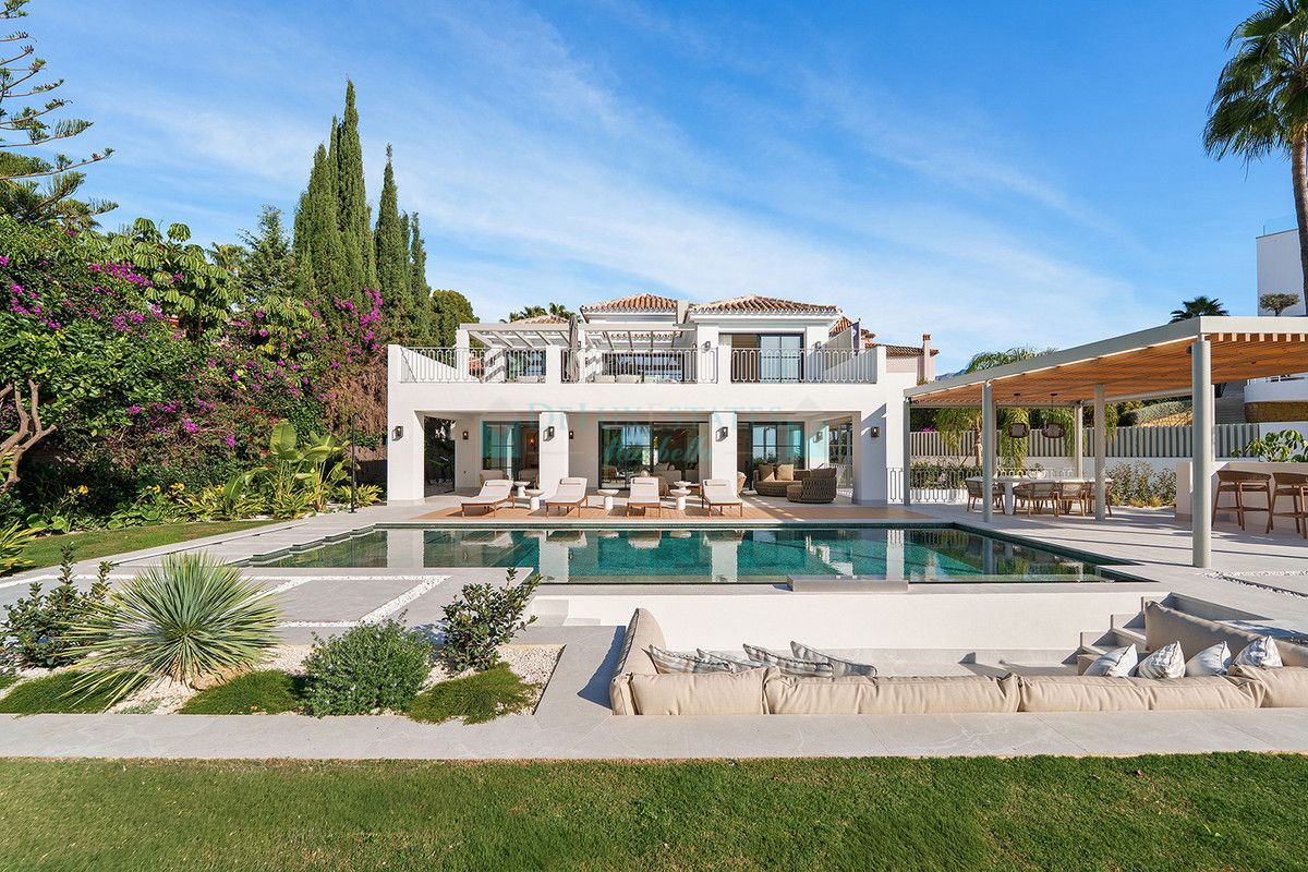 Villa for sale in La Quinta, Benahavis