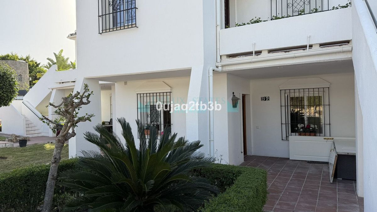 Ground Floor Apartment for sale in Nueva Andalucia