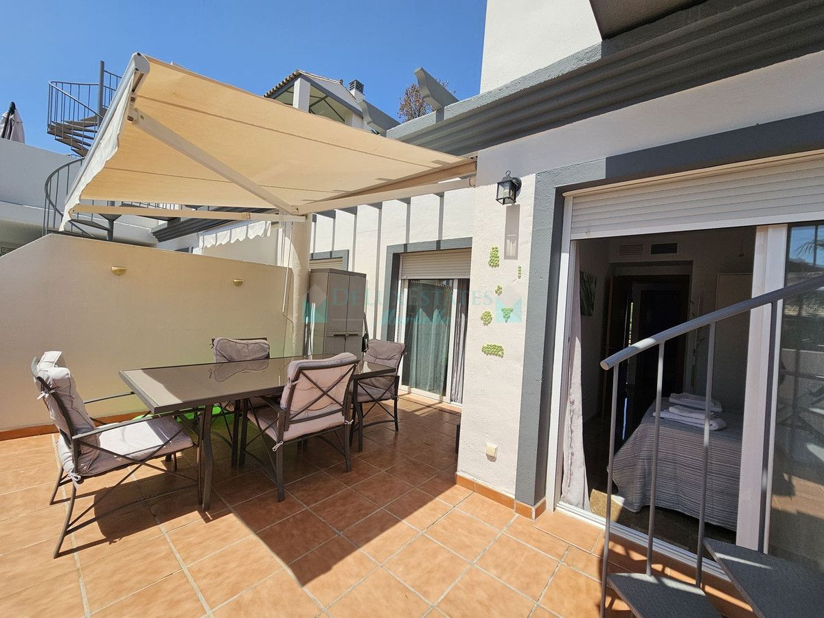 Penthouse for sale in Estepona