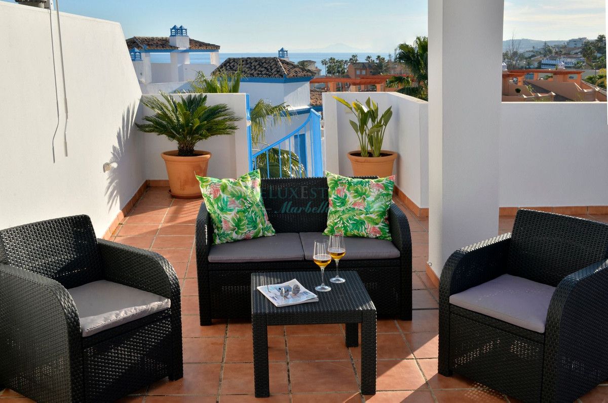 Penthouse for sale in Estepona