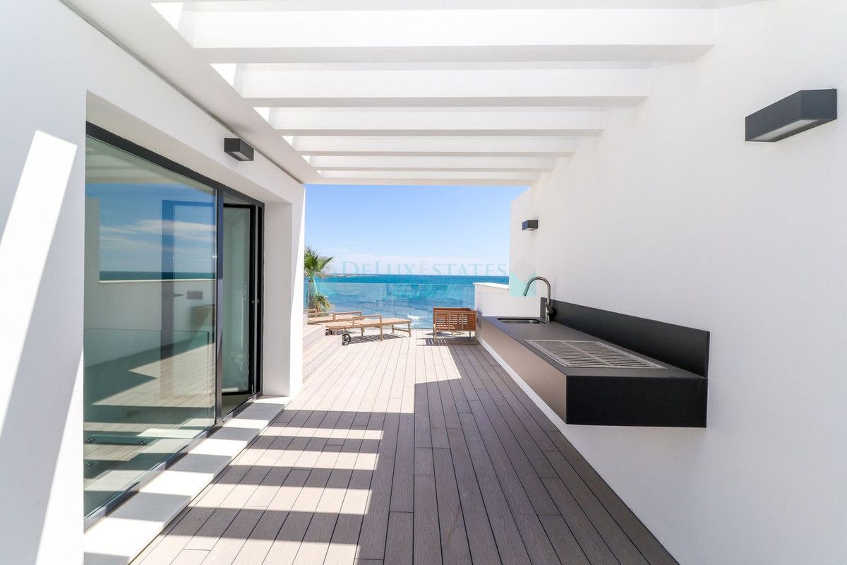 Town House for sale in Estepona