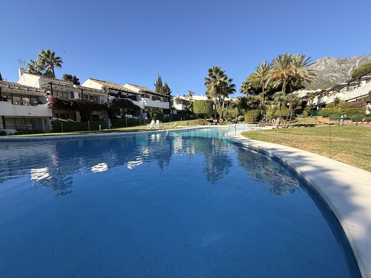 Ground Floor Apartment for sale in Marbella Golden Mile