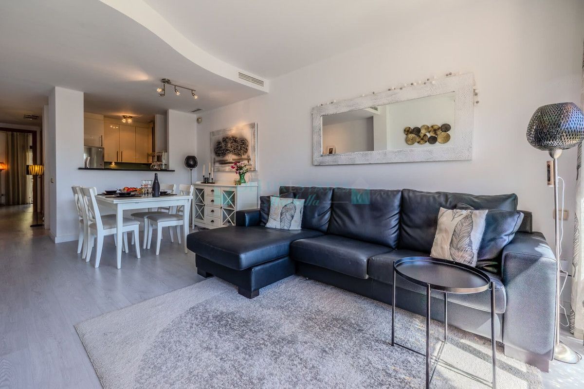 Apartamento en venta en Rio Real, Marbella Este