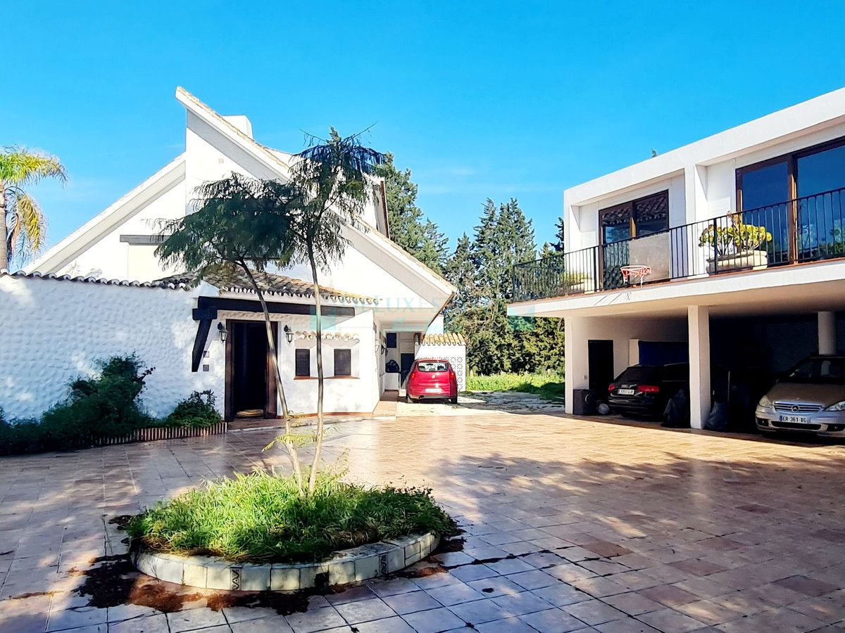 Finca en venta en Las Chapas, Marbella Este
