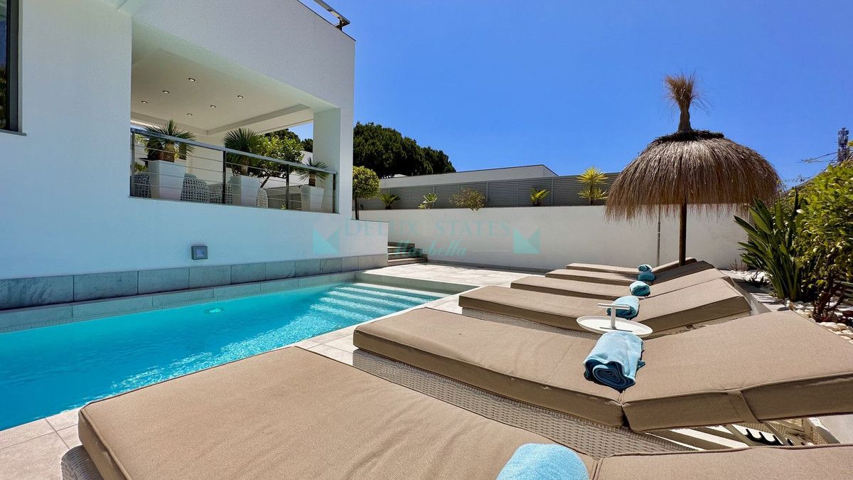 Villa for sale in Nagüeles, Marbella Golden Mile