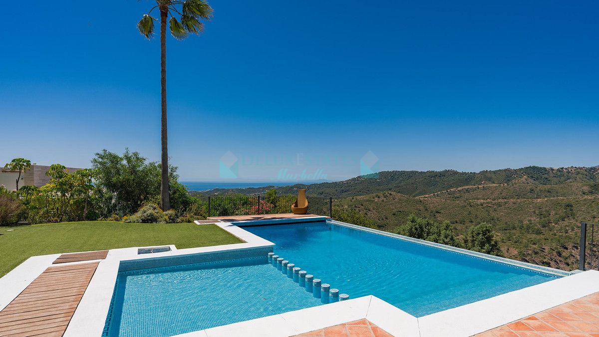 Villa en venta en Benahavis