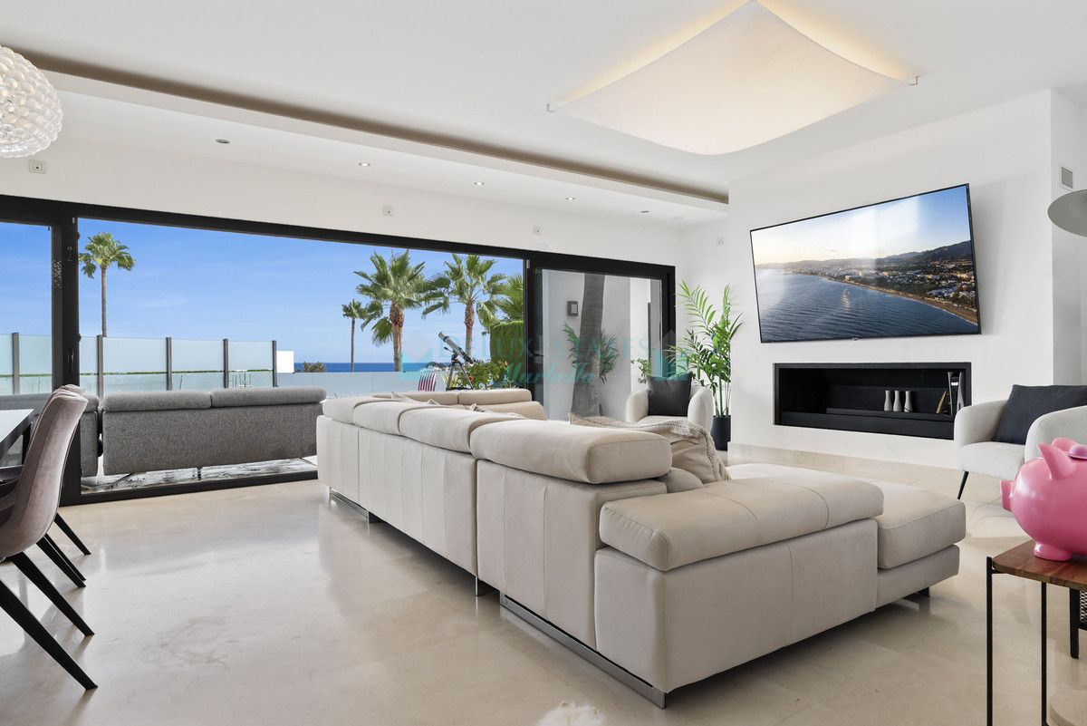 Villa en alquiler en Benahavis