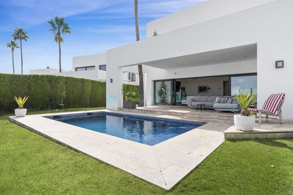 Villa en alquiler en Benahavis